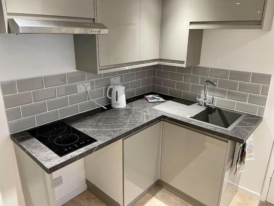 *Close To Beach* One Bedroom Suite With Parking Overstrand Esterno foto